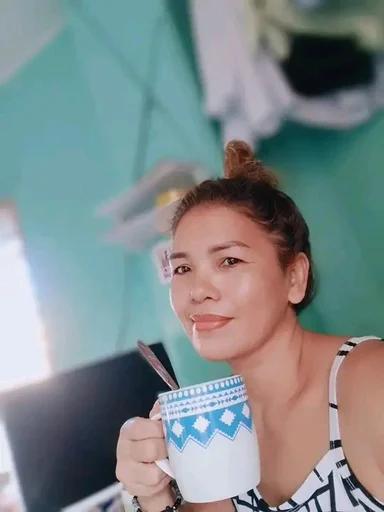 hazel, 47