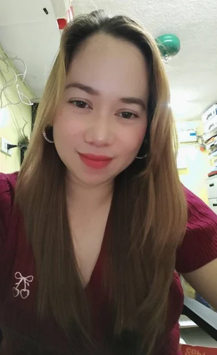 Michelle, 43