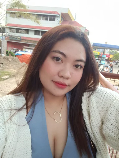 Camille, 26