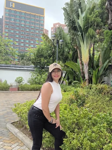 Joan, 39