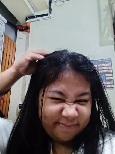 Allayza, 21