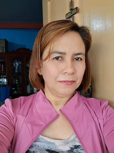Riza, 52
