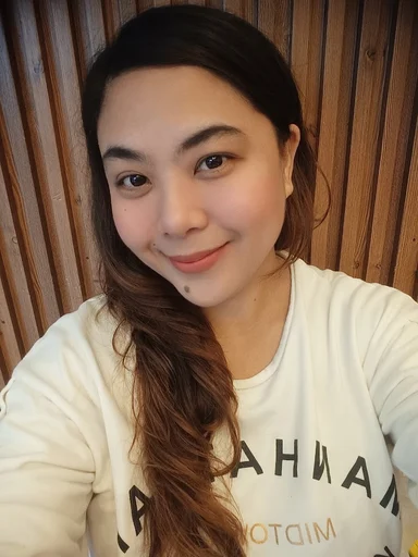Jenna, 37