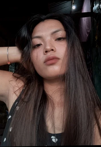 Sherlyn, 20