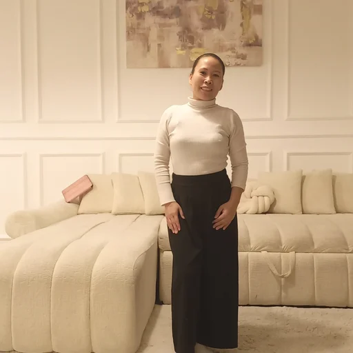 Joan, 36