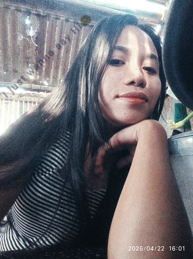 Kimberly, 27