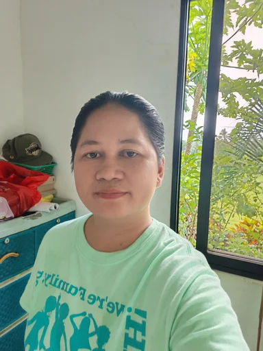 Mae Flor, 37