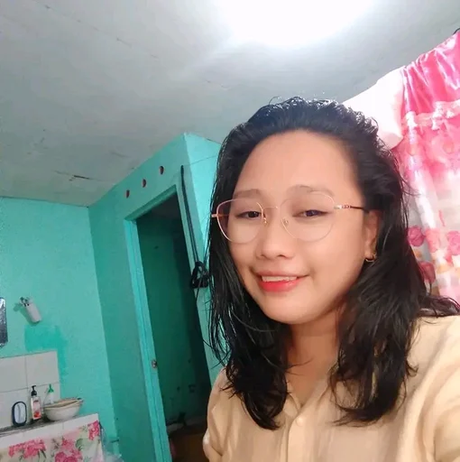 Angelica, 29