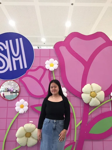 Kimberly, 24
