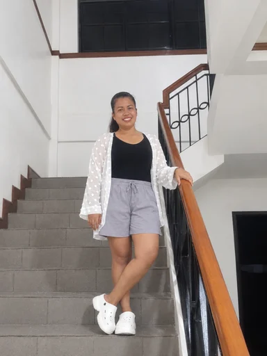 Evalyn, 35