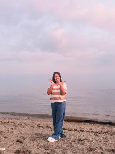Evalyn, 35