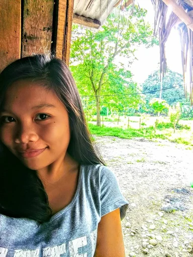 Donna, 23