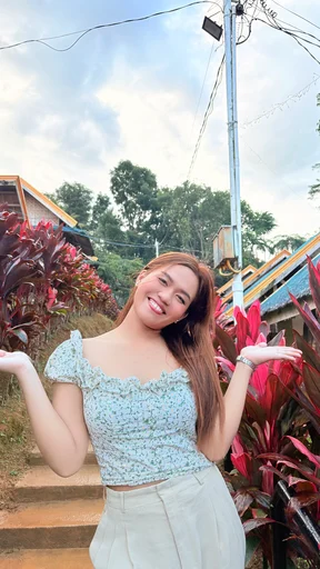 Trisha, 22