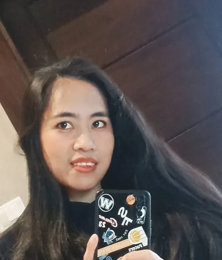Lea, 27