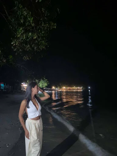 KRISLIE, 20
