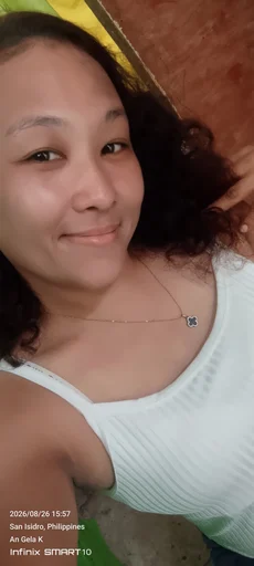 Angela, 34