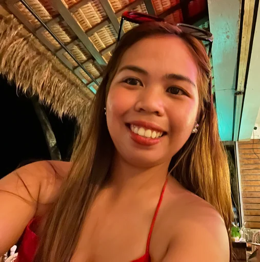 Beverly, 25