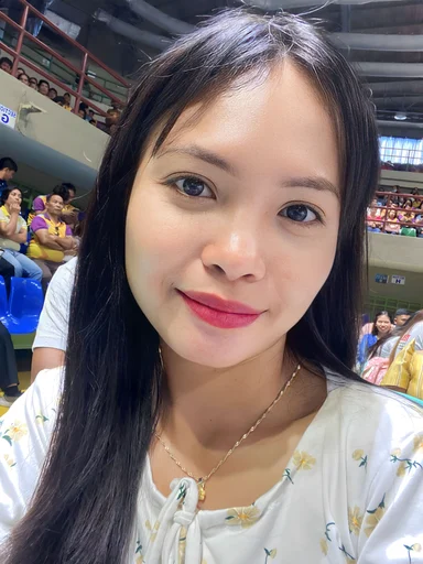 Kimberly, 32