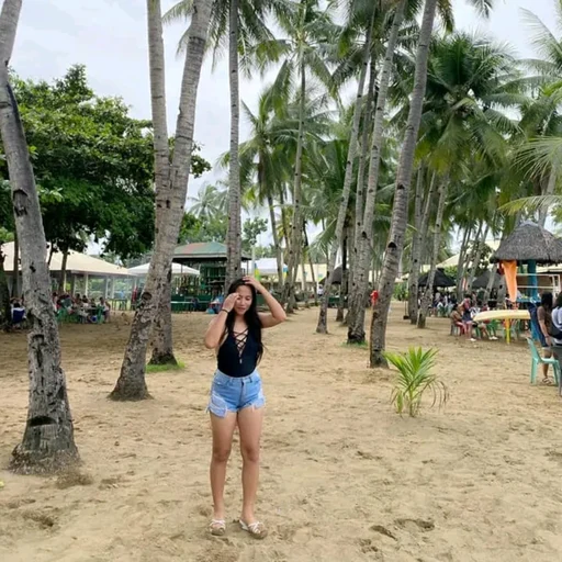 Shira Mae, 25