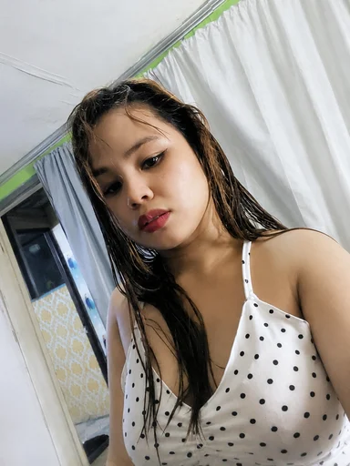 Mary, 28