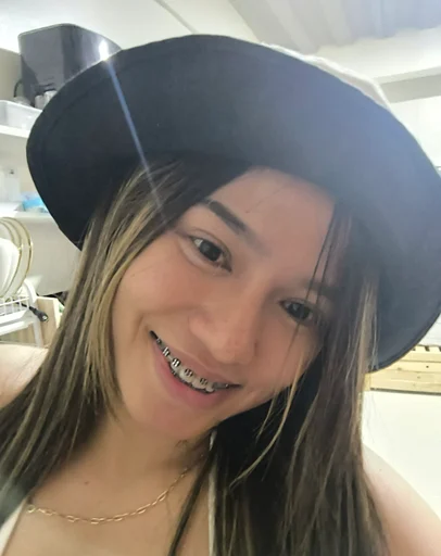 Joan, 31