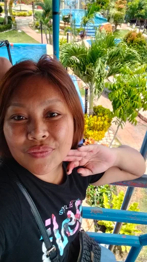 Ailyn, 35