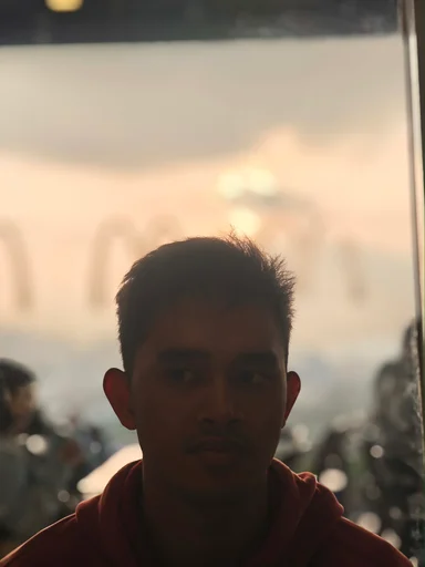 Riel, 21