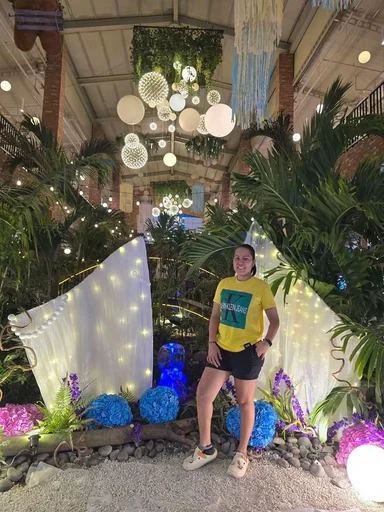 Christine, 38