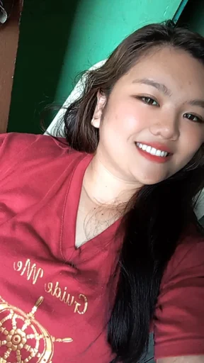 Ella, 28