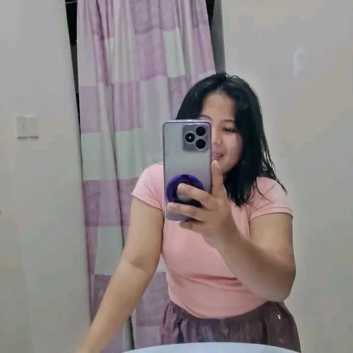 Lailah, 25