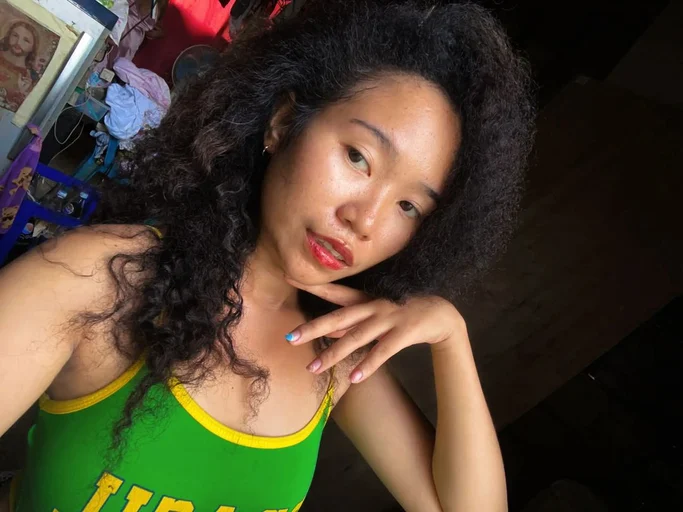 Yuna, 24