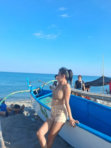 Teressa, 24