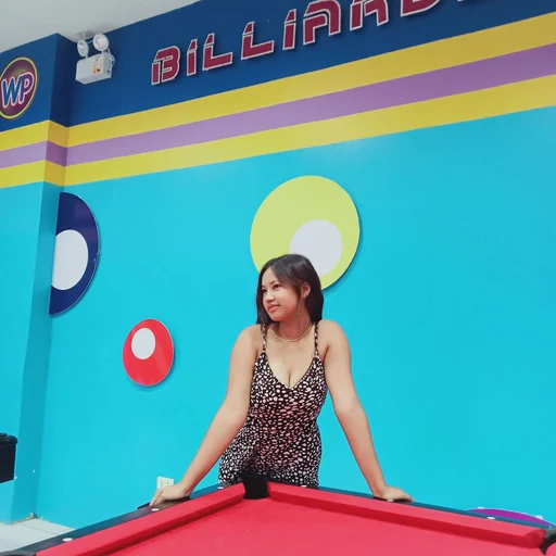 Princess Mae, 20