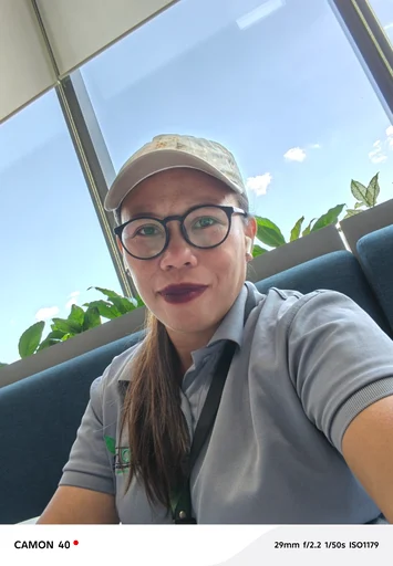 Donna, 43