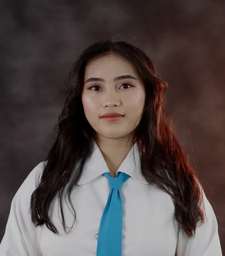 Marycris, 18