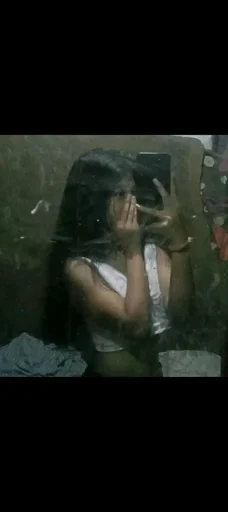 Juliana, 26