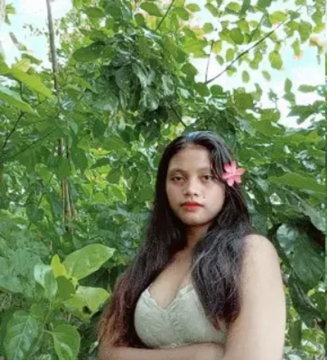 Anika, 20