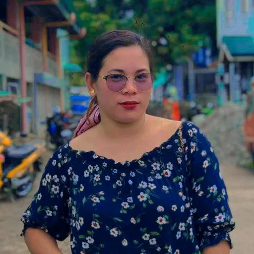 Elvi, 30