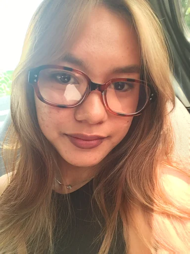 Kim, 26