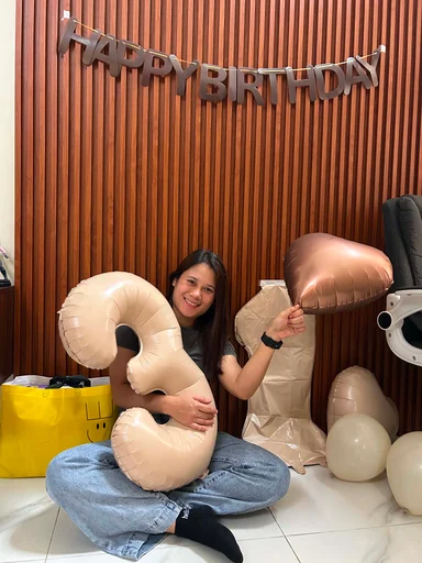 Melanie, 31