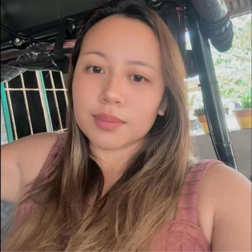 Kim, 28