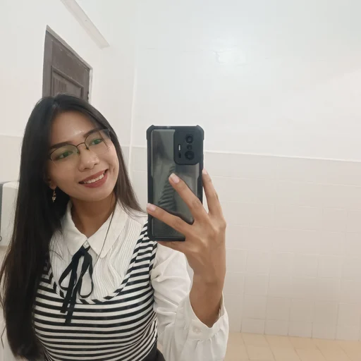 Catherine, 24