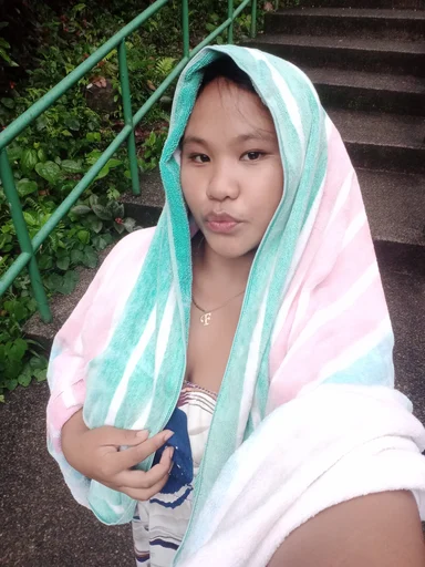 Santiaga, 18
