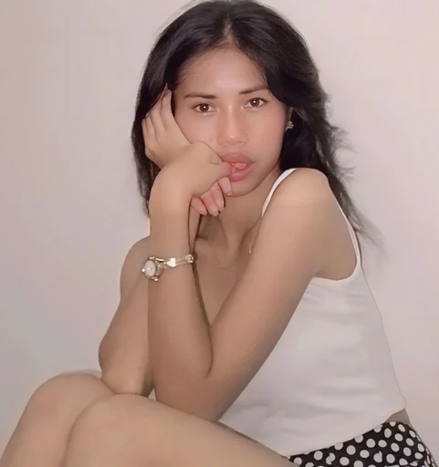 Gena, 22