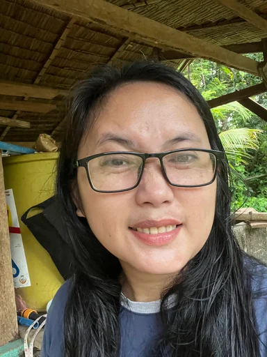 sarah, 36