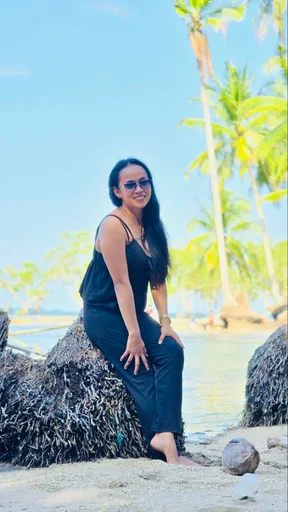 ERNILYN, 31