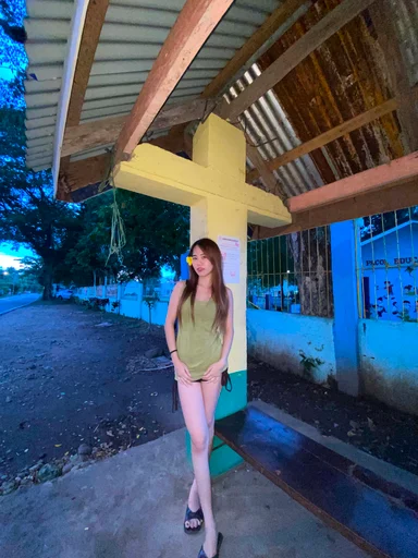 Anika, 24