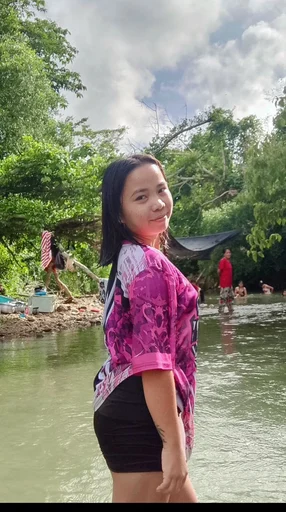 sherlyn, 22