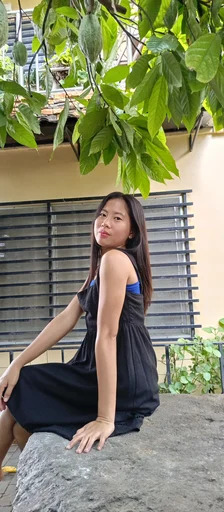 Emelie, 24