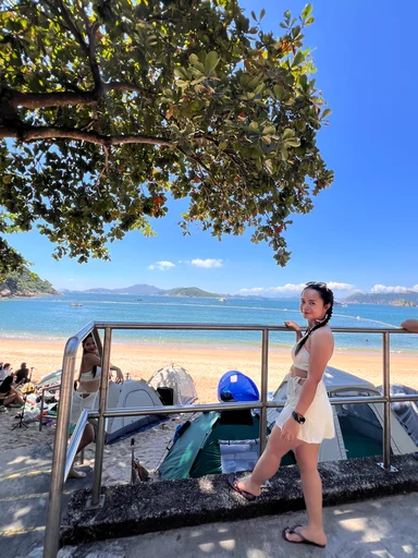 Christine Joy, 28